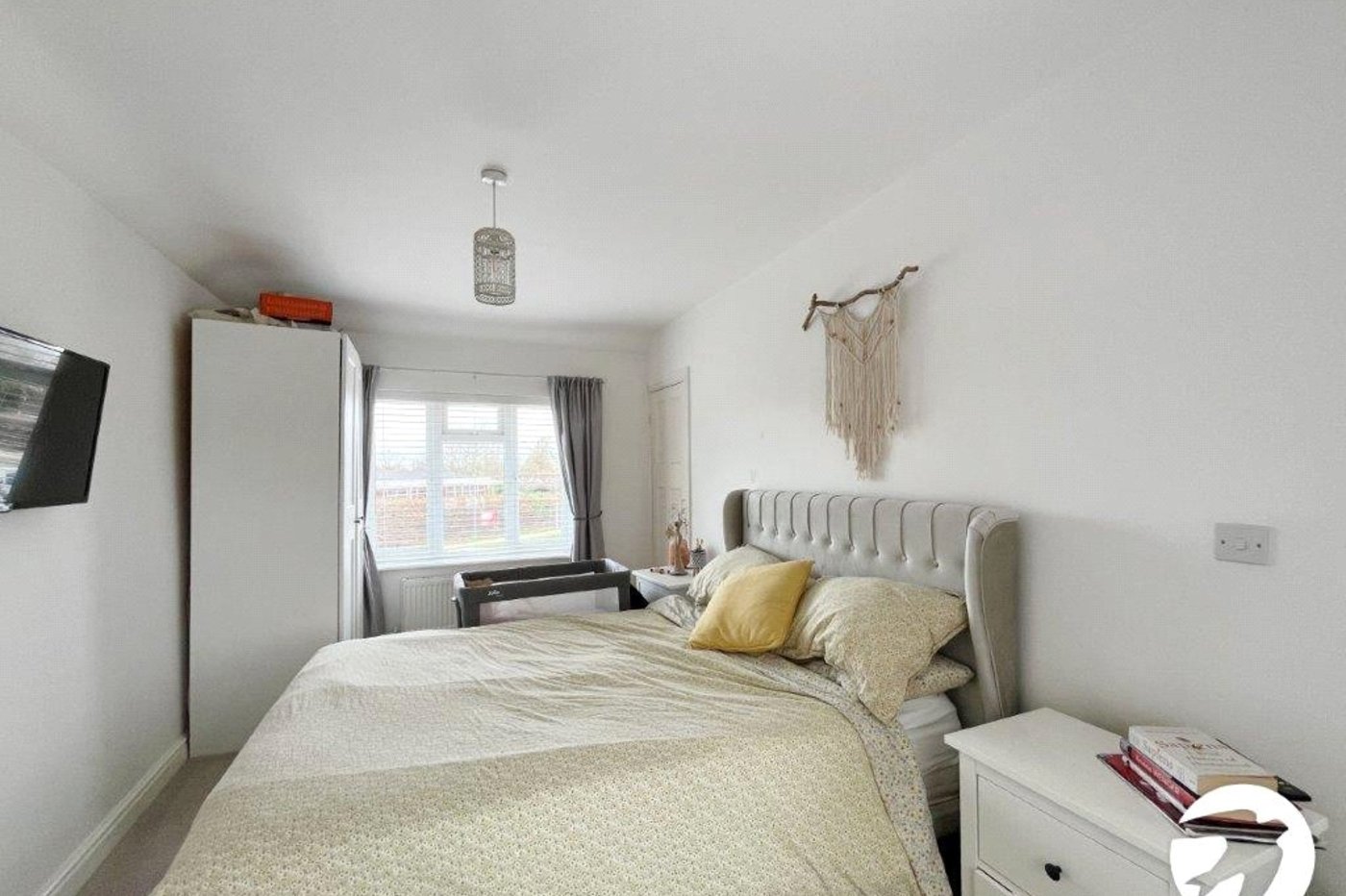 2 bedroom house for sale in Sittingbourne | Robinson Michael & Jackson