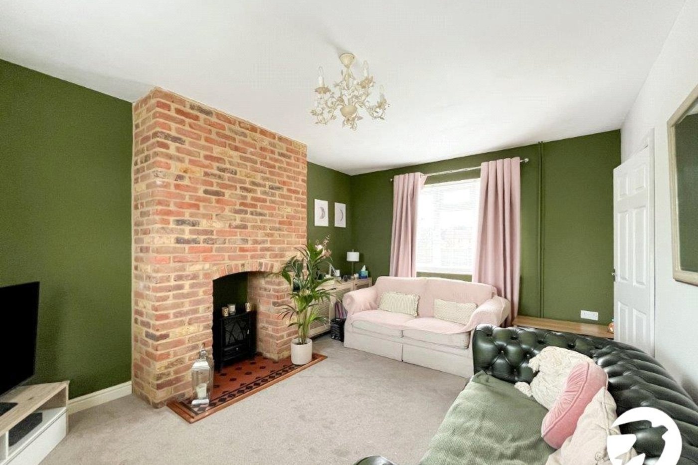 2 bedroom house for sale in Sittingbourne | Robinson Michael & Jackson