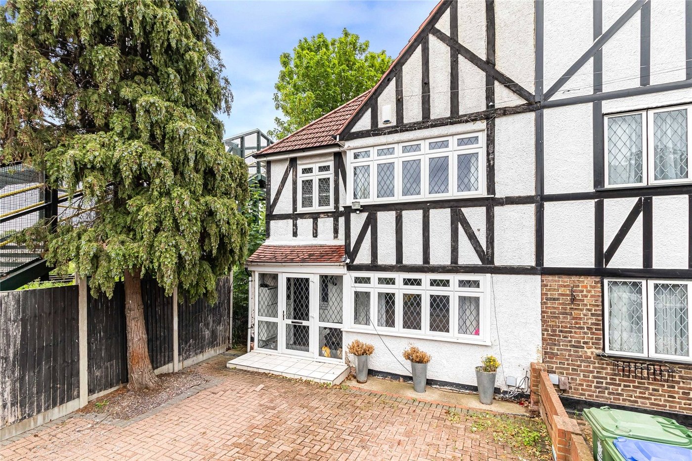 4 bedroom house for sale in Welling | Robinson Jackson