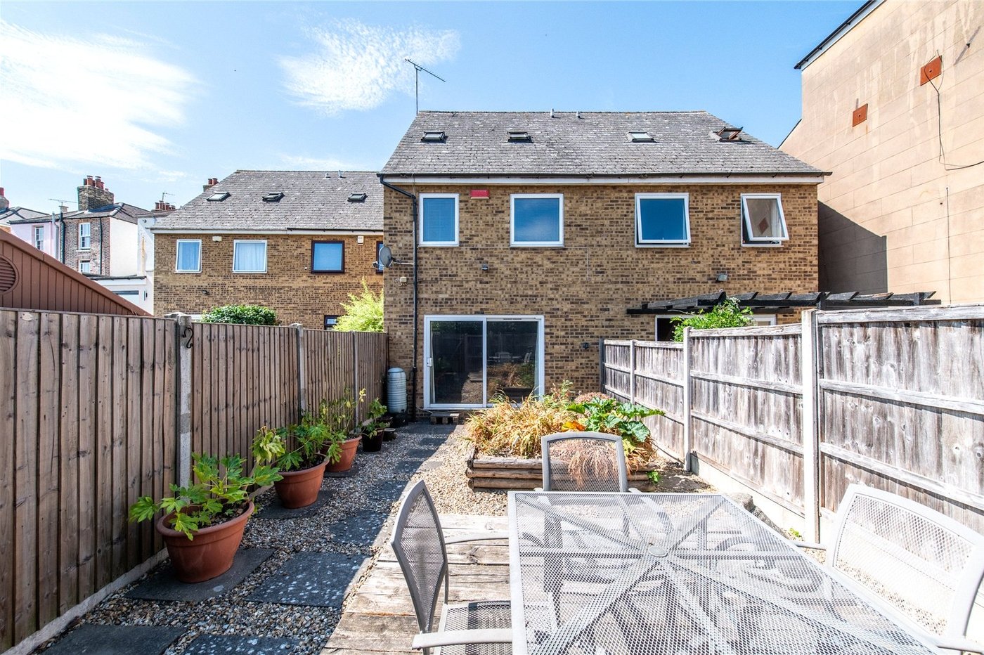 4 bedroom house for sale in Gravesend | Robinson Michael & Jackson