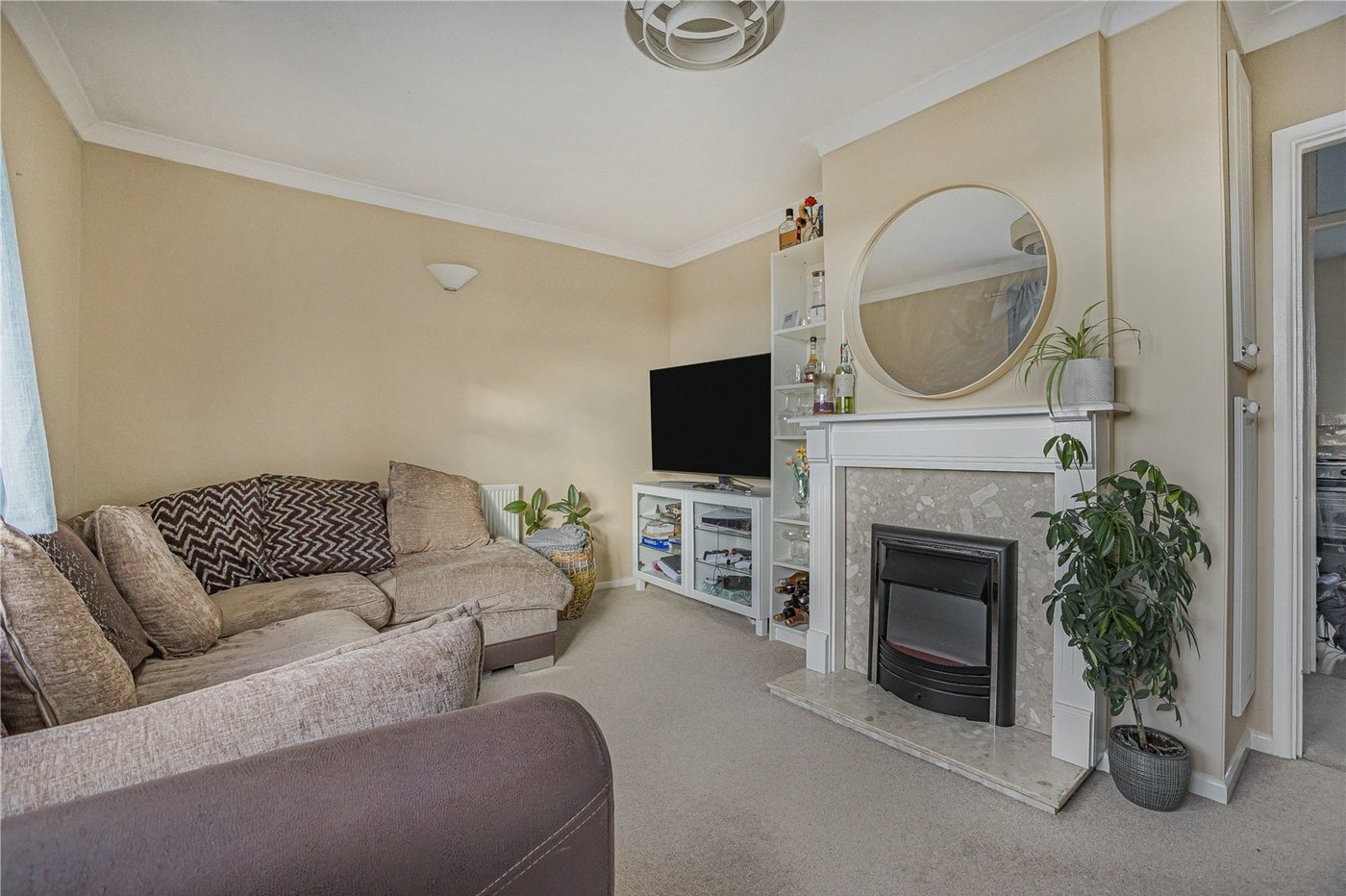 2 bedroom property for sale in Barming | Robinson Michael & Jackson