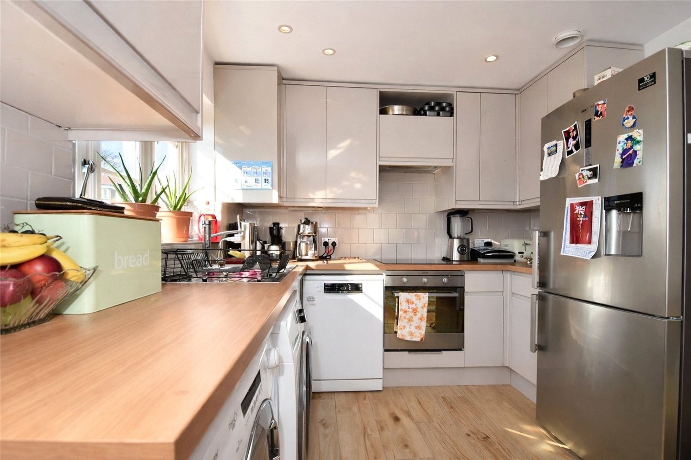 2 bedroom property for sale in Hextable | Robinson Jackson