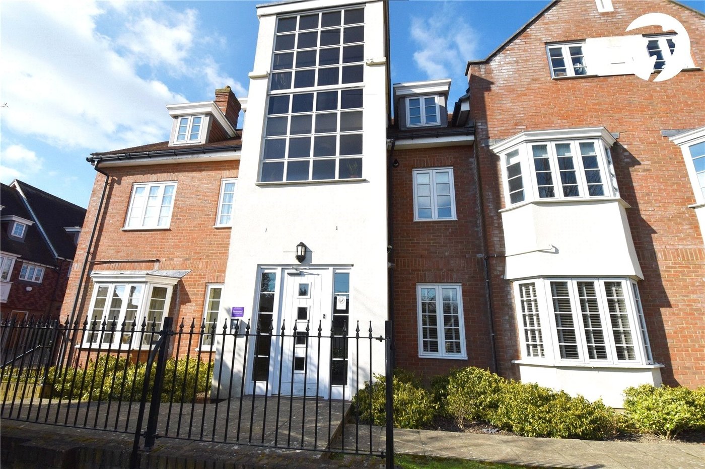 2 bedroom property for sale in Hextable | Robinson Jackson