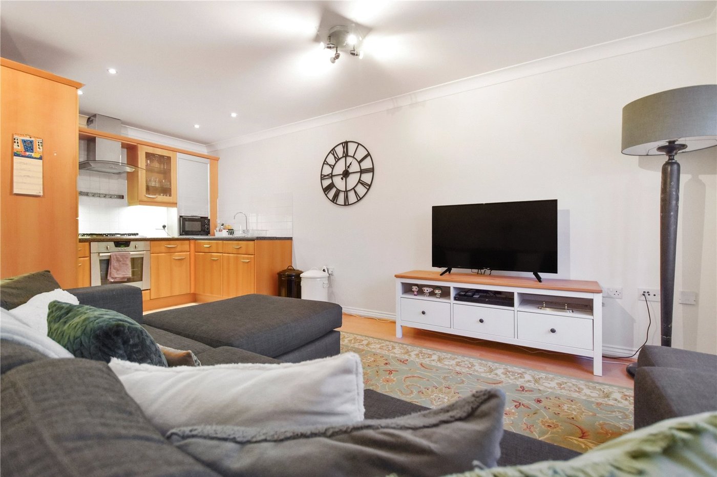 2 bedroom property for sale in Hextable | Robinson Jackson