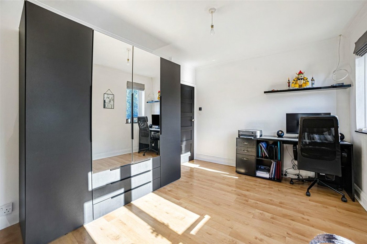 2 bedroom property for sale in Bromley | Robinson Jackson