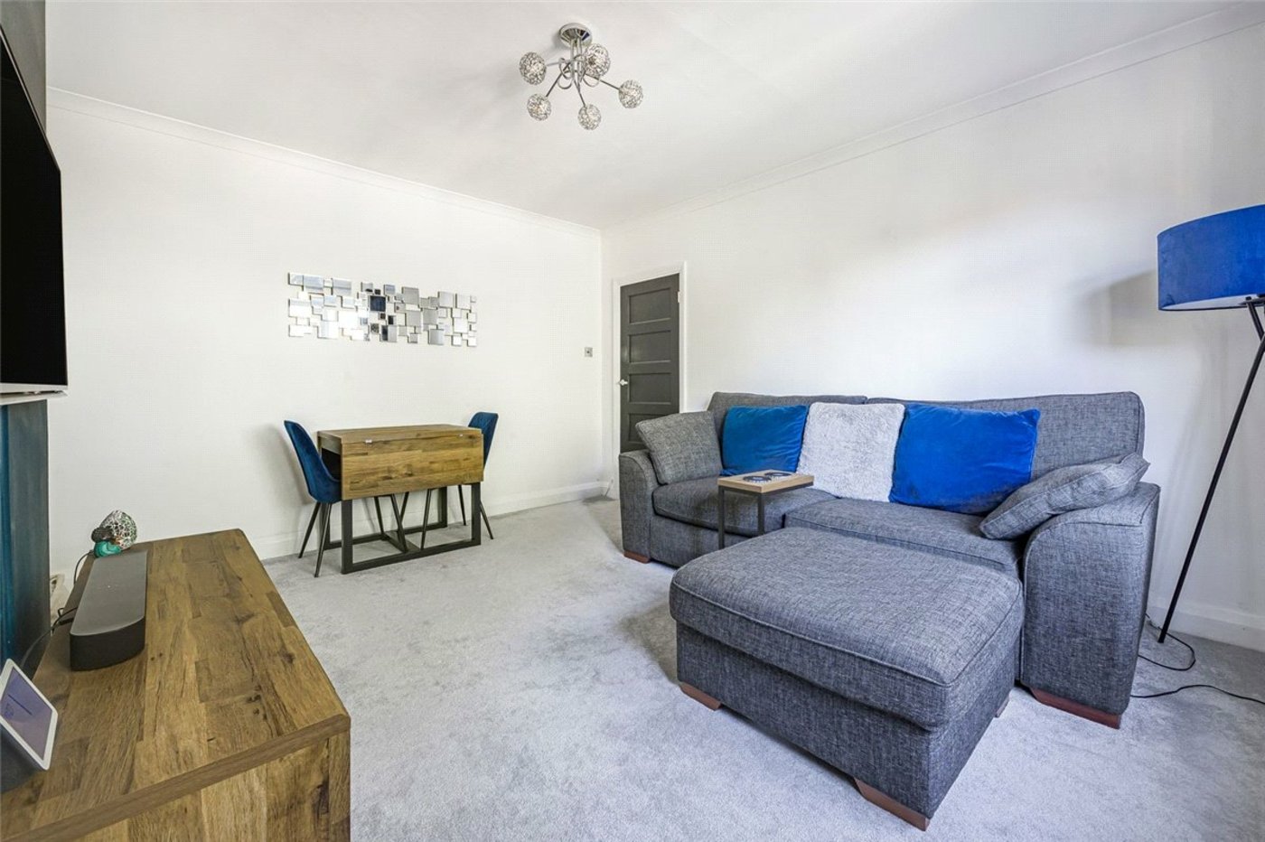 2 bedroom property for sale in Bromley | Robinson Jackson