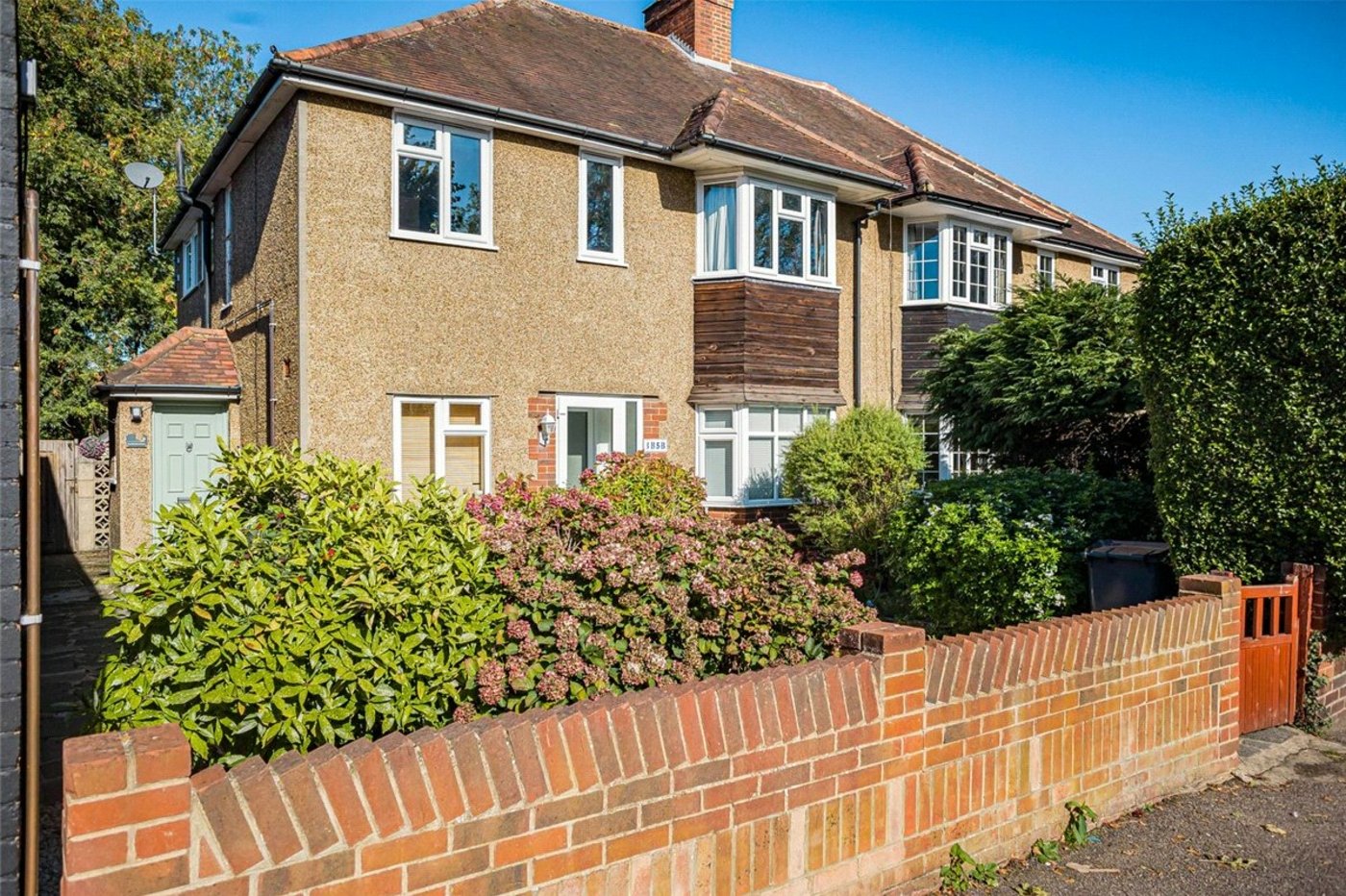 2 bedroom property for sale in Bromley | Robinson Jackson