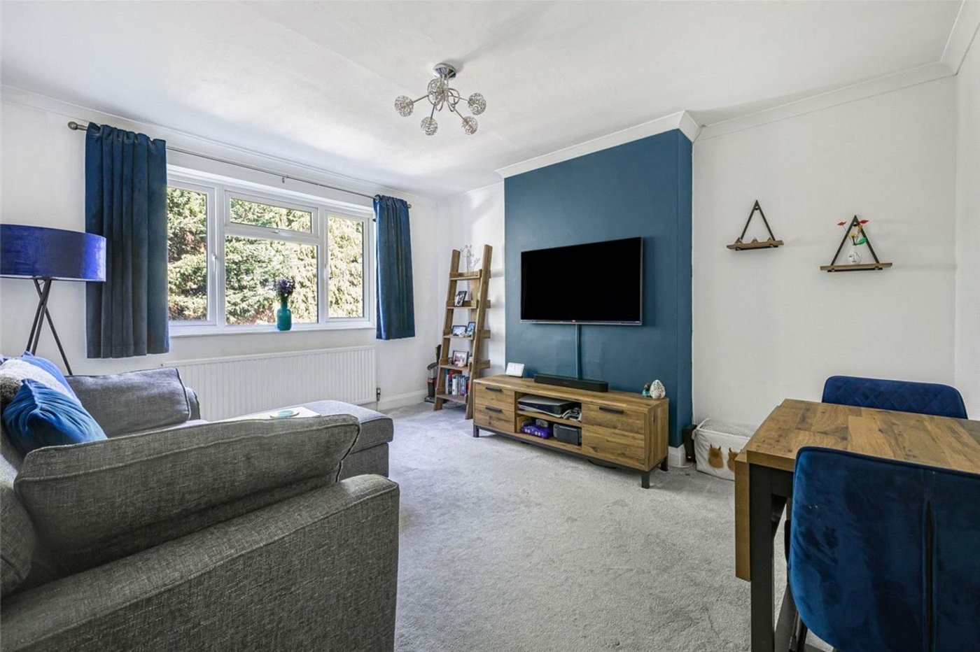 2 bedroom property for sale in Bromley | Robinson Jackson
