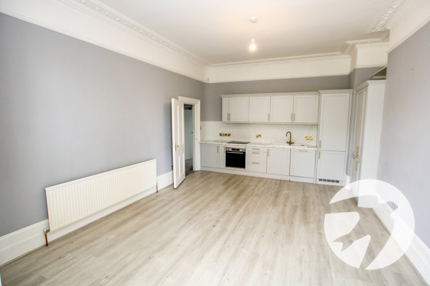 2 bedroom property for sale in London | Robinson Jackson