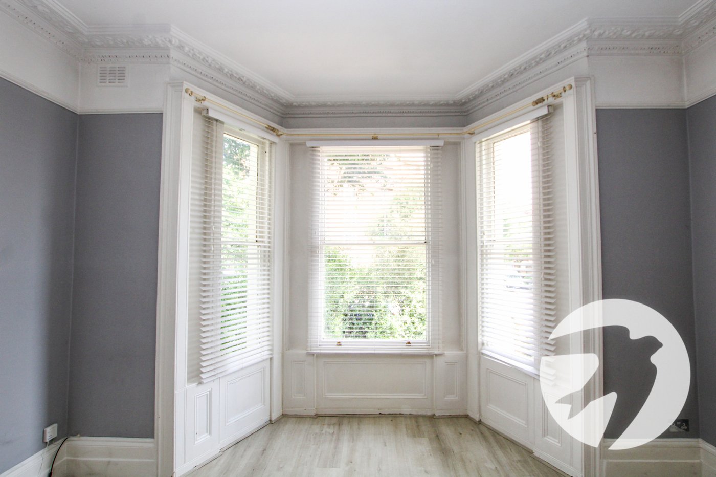 2 bedroom property for sale in London | Robinson Jackson