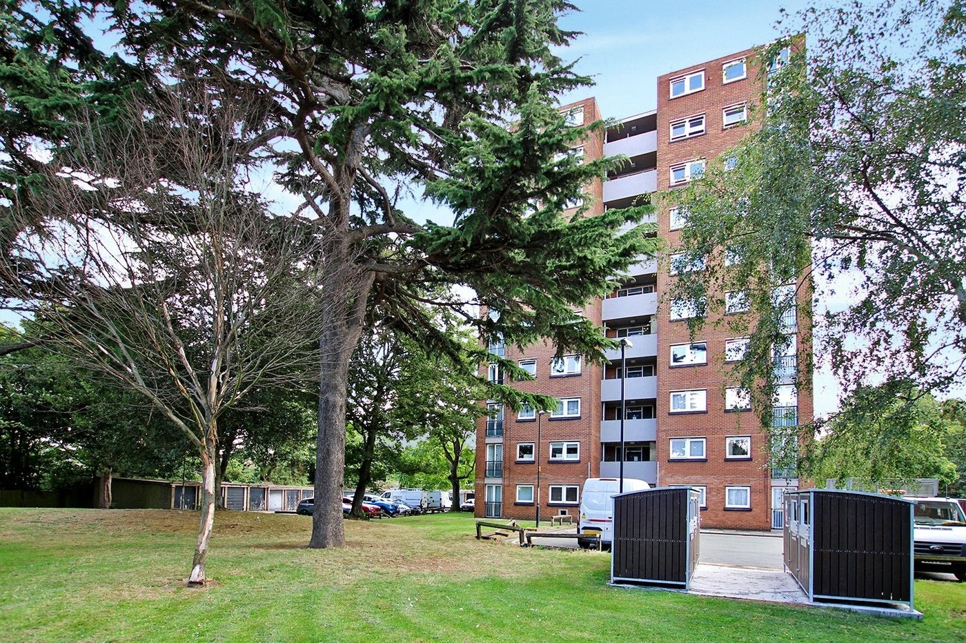 2 bedroom property for sale in Eltham | Robinson Jackson