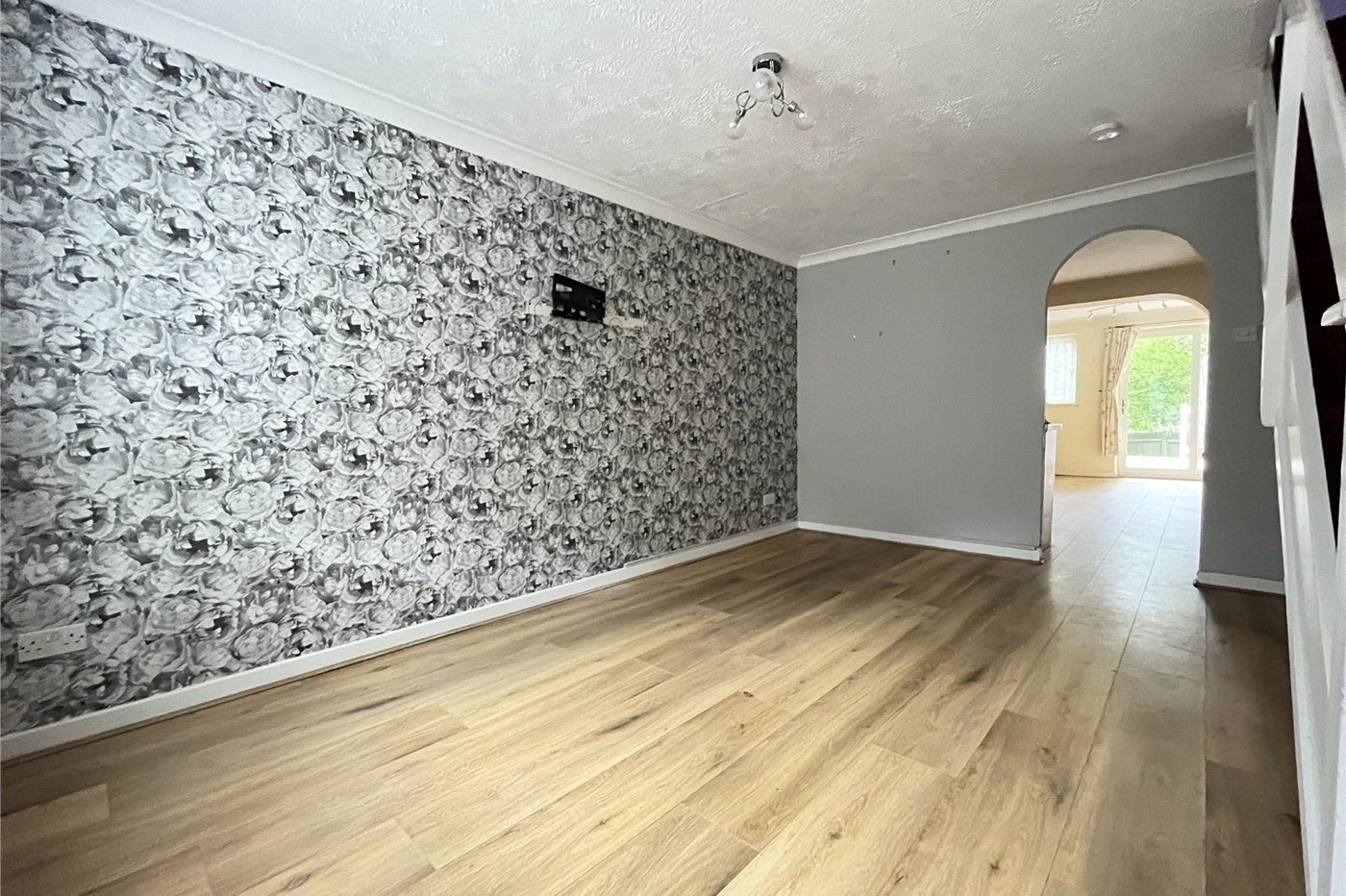 2 bedroom house for sale in Walderslade Woods | Robinson Michael & Jackson