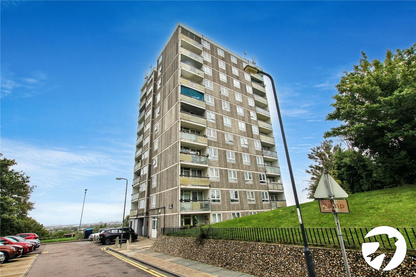 2 bedroom property for sale in London | Robinson Jackson