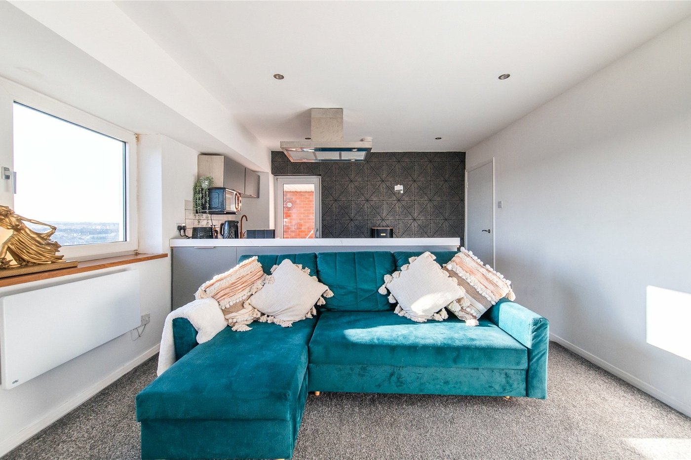 2 bedroom property for sale in Gravesend | Robinson Michael & Jackson