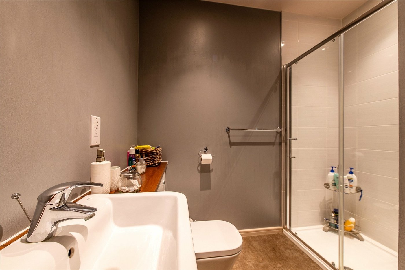 4 bedroom property for sale in Northfleet | Robinson Michael & Jackson