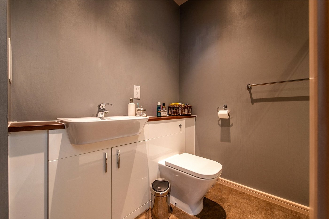 4 bedroom property for sale in Northfleet | Robinson Michael & Jackson