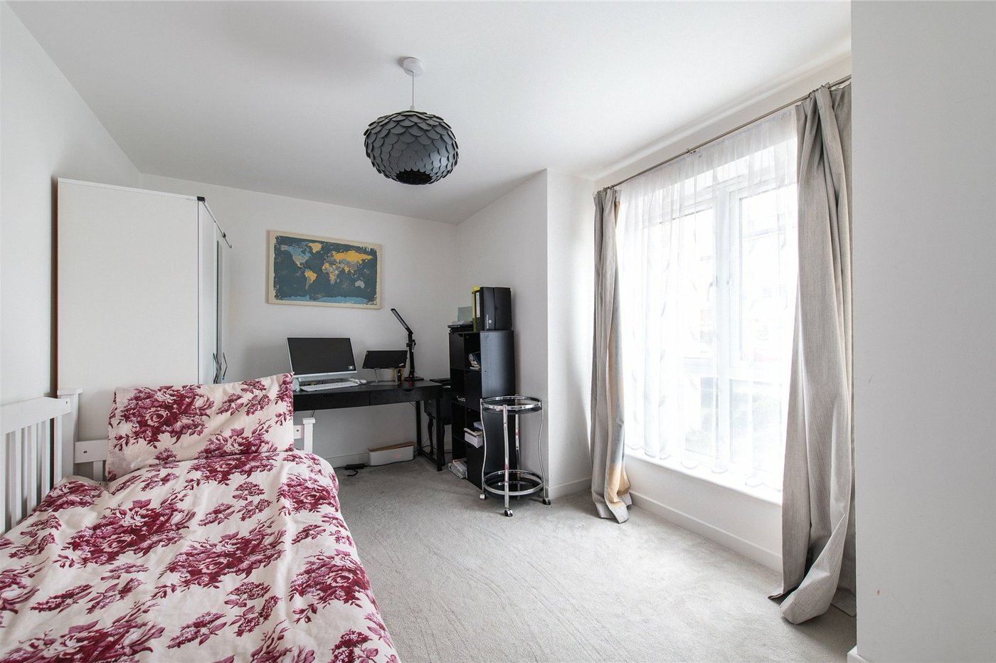 2 bedroom property for sale in Northfleet | Robinson Michael & Jackson