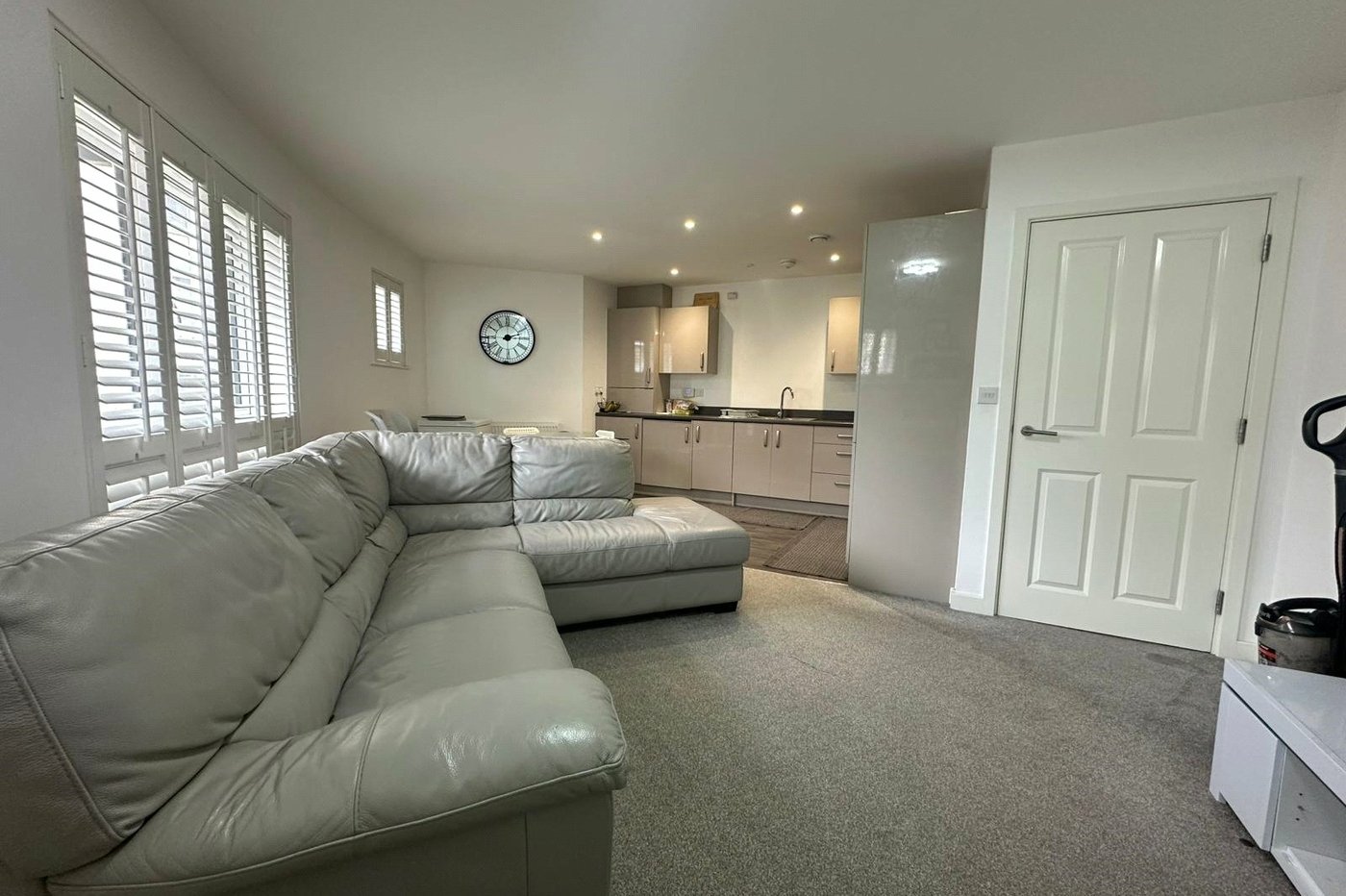 2 bedroom property for sale in Northfleet | Robinson Michael & Jackson