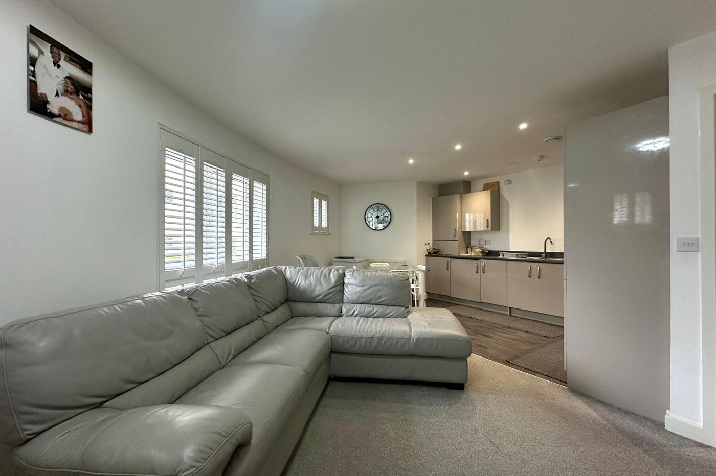 2 bedroom property for sale in Northfleet | Robinson Michael & Jackson