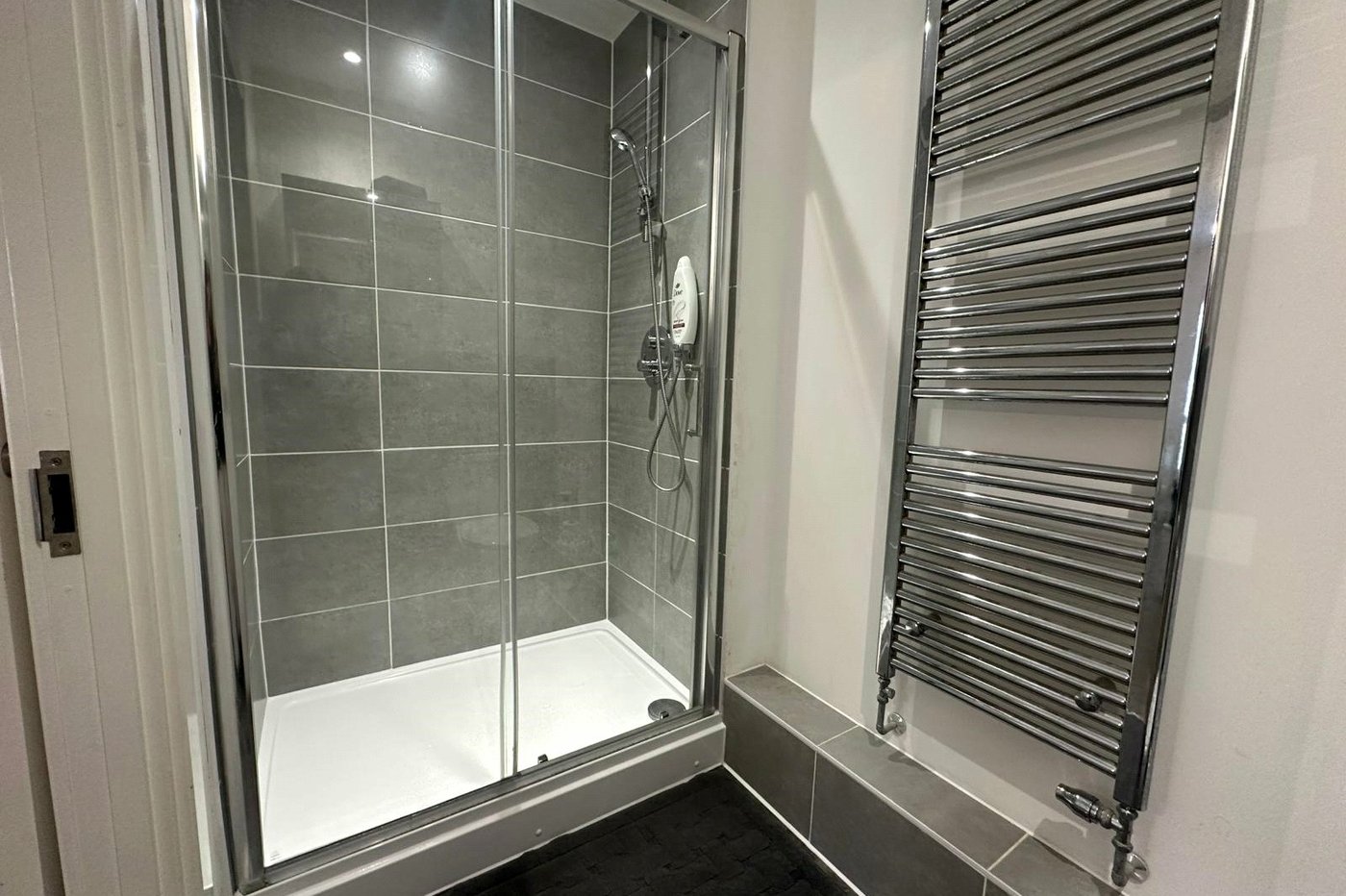 2 bedroom property for sale in Northfleet | Robinson Michael & Jackson