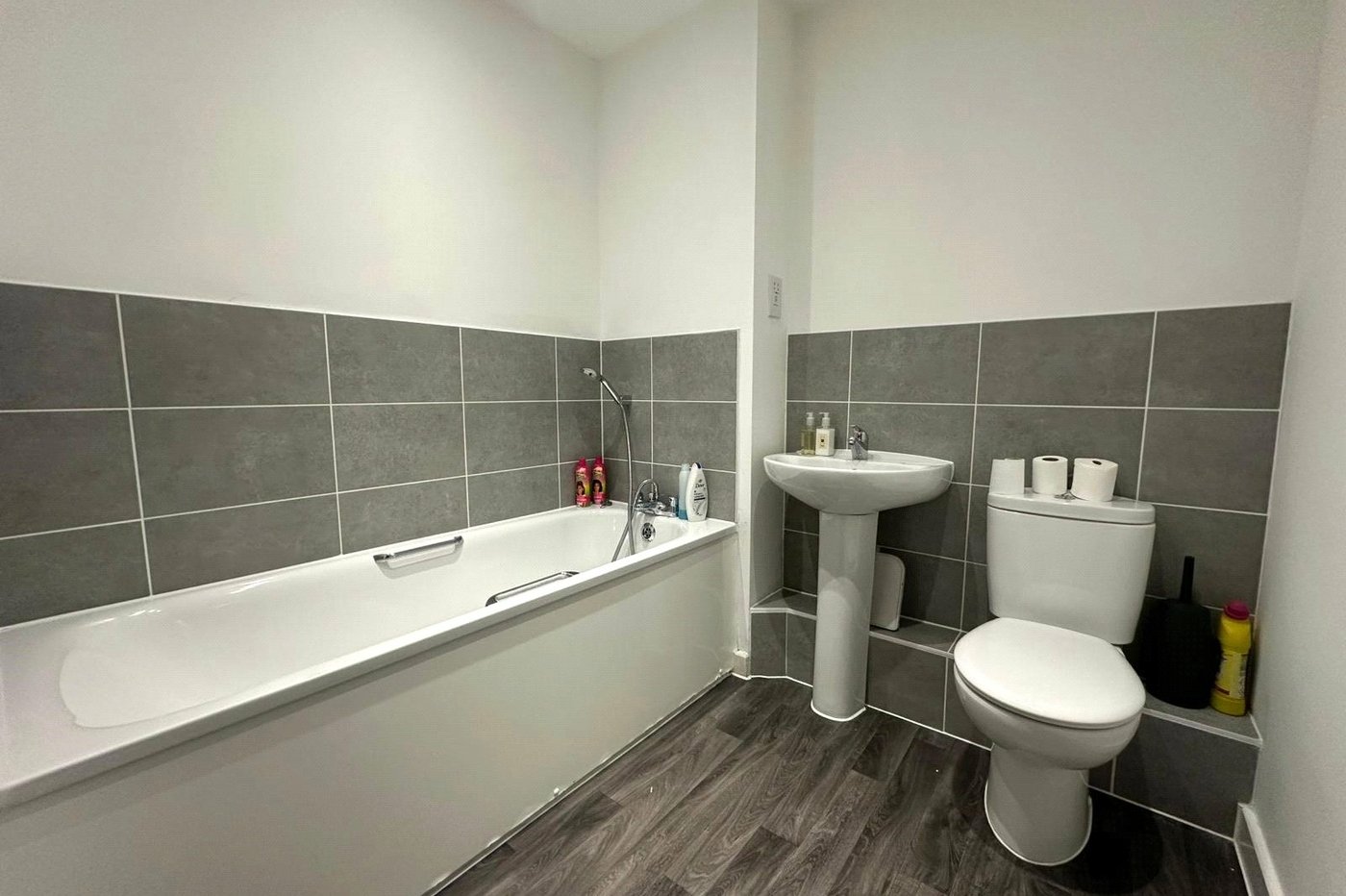 2 bedroom property for sale in Northfleet | Robinson Michael & Jackson