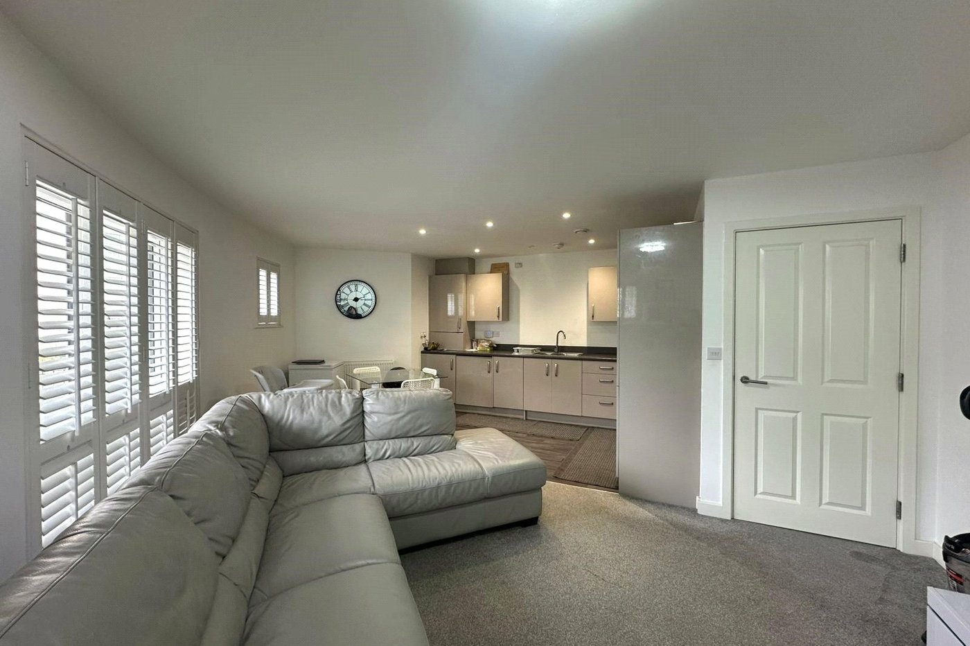 2 bedroom property for sale in Northfleet | Robinson Michael & Jackson