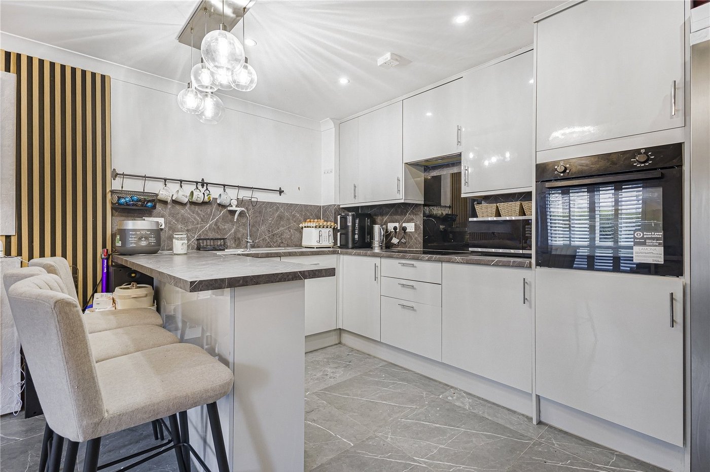 2 bedroom property for sale in Northfleet | Robinson Michael & Jackson