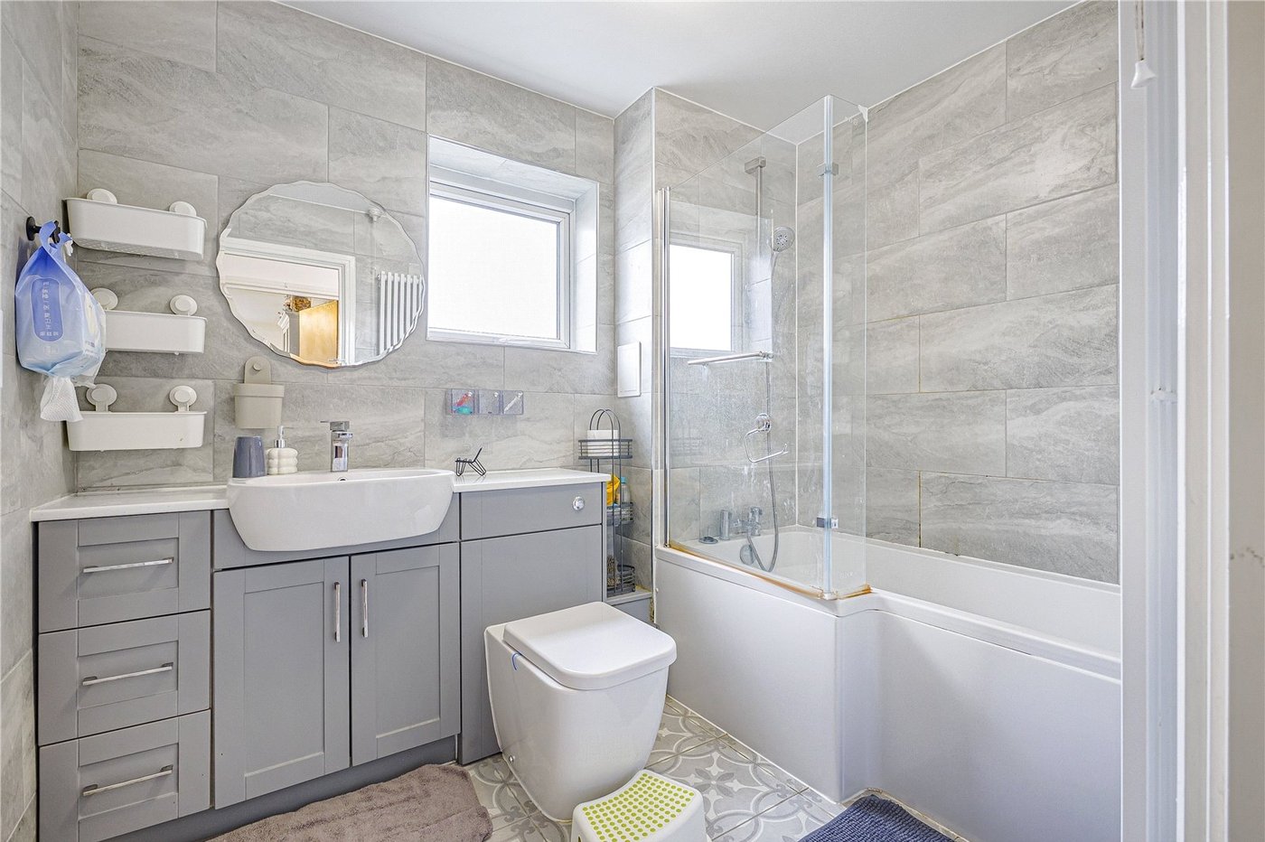2 bedroom property for sale in Northfleet | Robinson Michael & Jackson