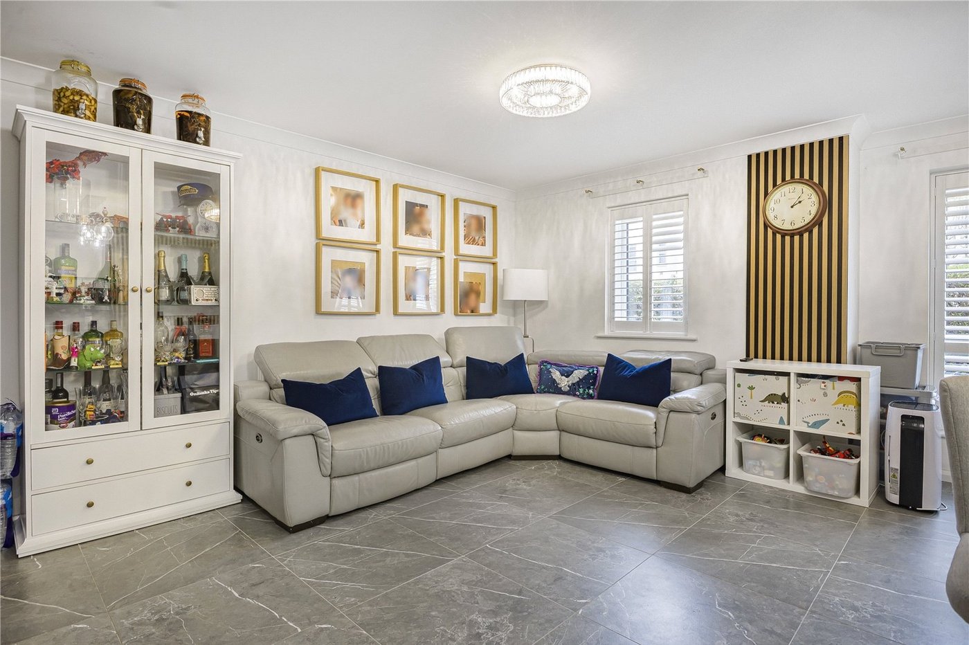 2 bedroom property for sale in Northfleet | Robinson Michael & Jackson