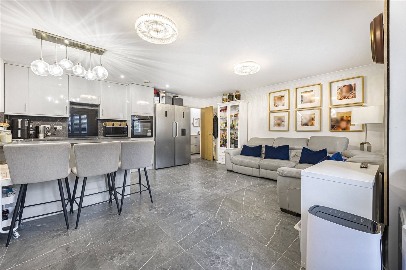 2 bedroom property for sale in Northfleet | Robinson Michael & Jackson