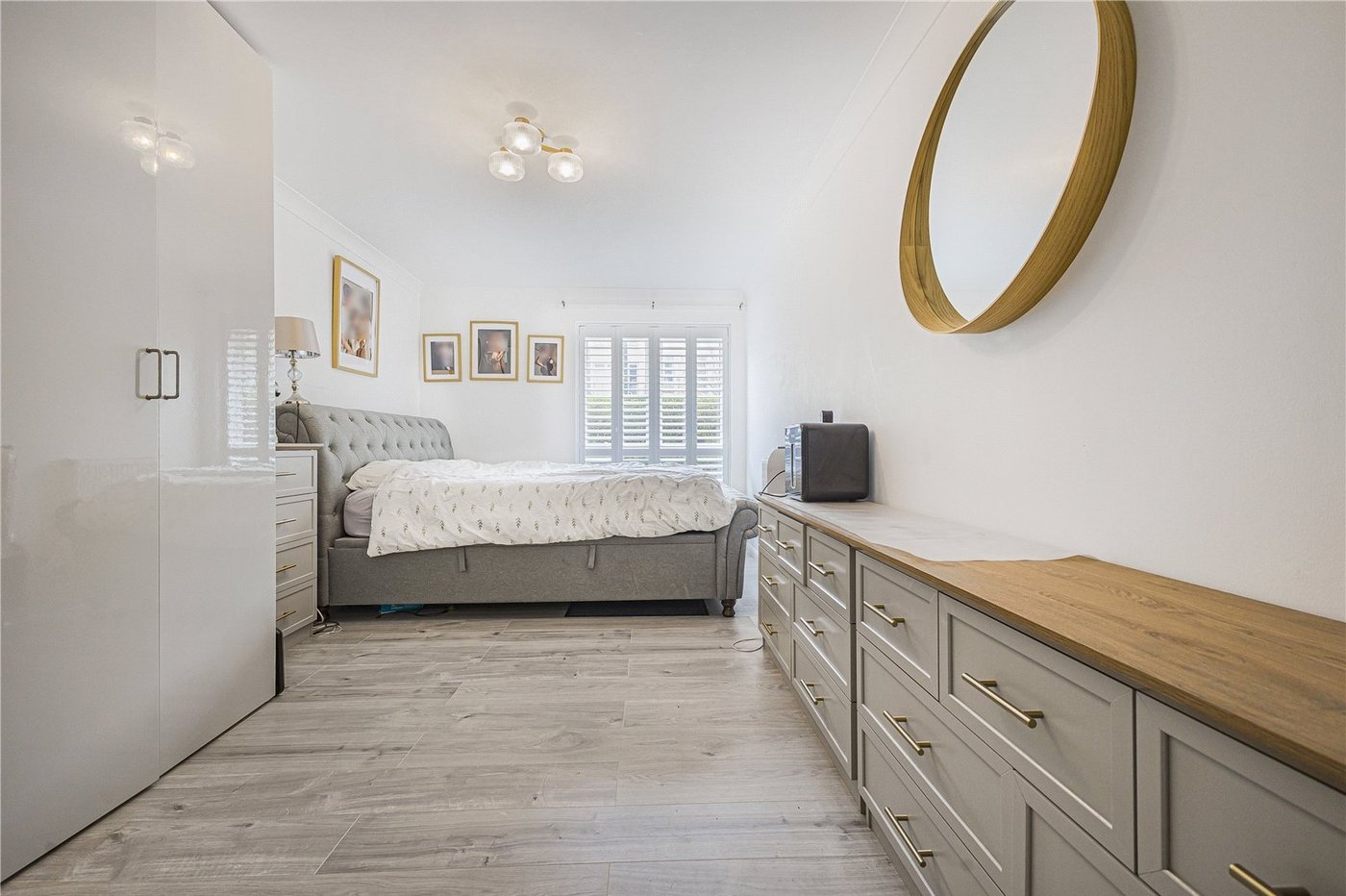 2 bedroom property for sale in Northfleet | Robinson Michael & Jackson