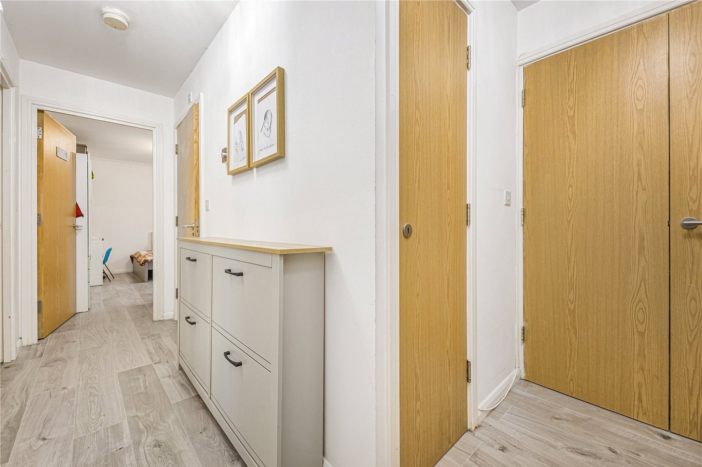 2 bedroom property for sale in Northfleet | Robinson Michael & Jackson