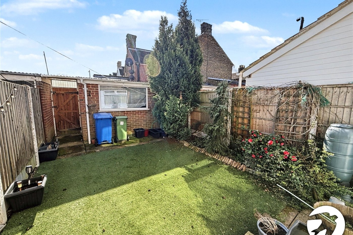 2 bedroom house for sale in Sittingbourne | Robinson Michael & Jackson