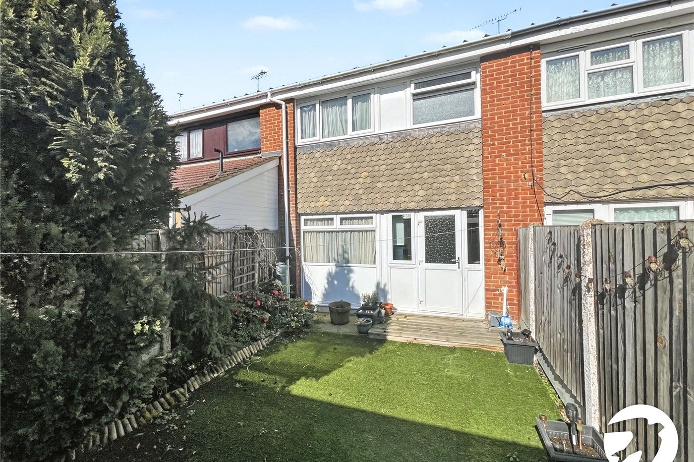 2 bedroom house for sale in Sittingbourne | Robinson Michael & Jackson