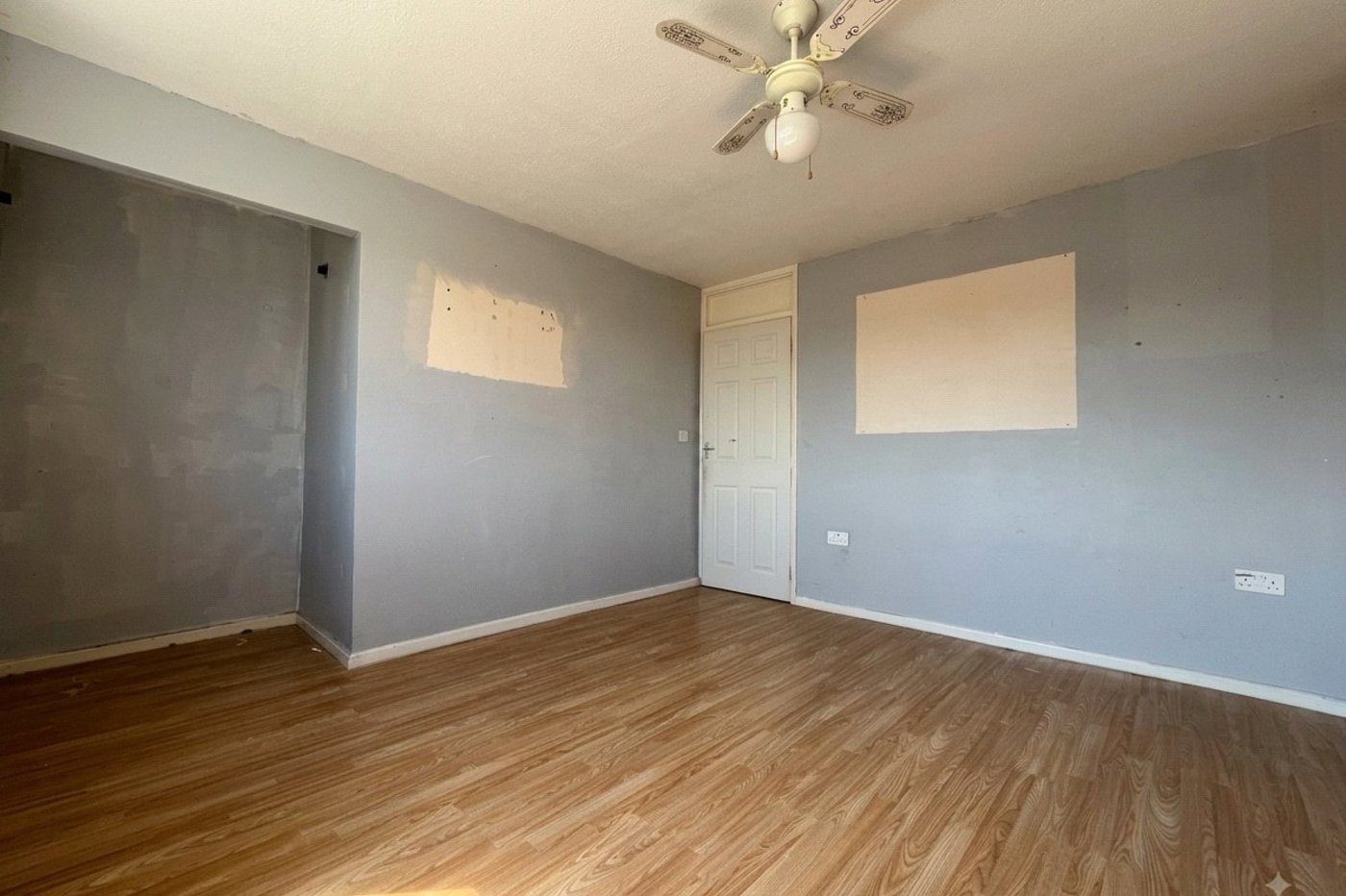 2 bedroom house for sale in Rochester | Robinson Michael & Jackson