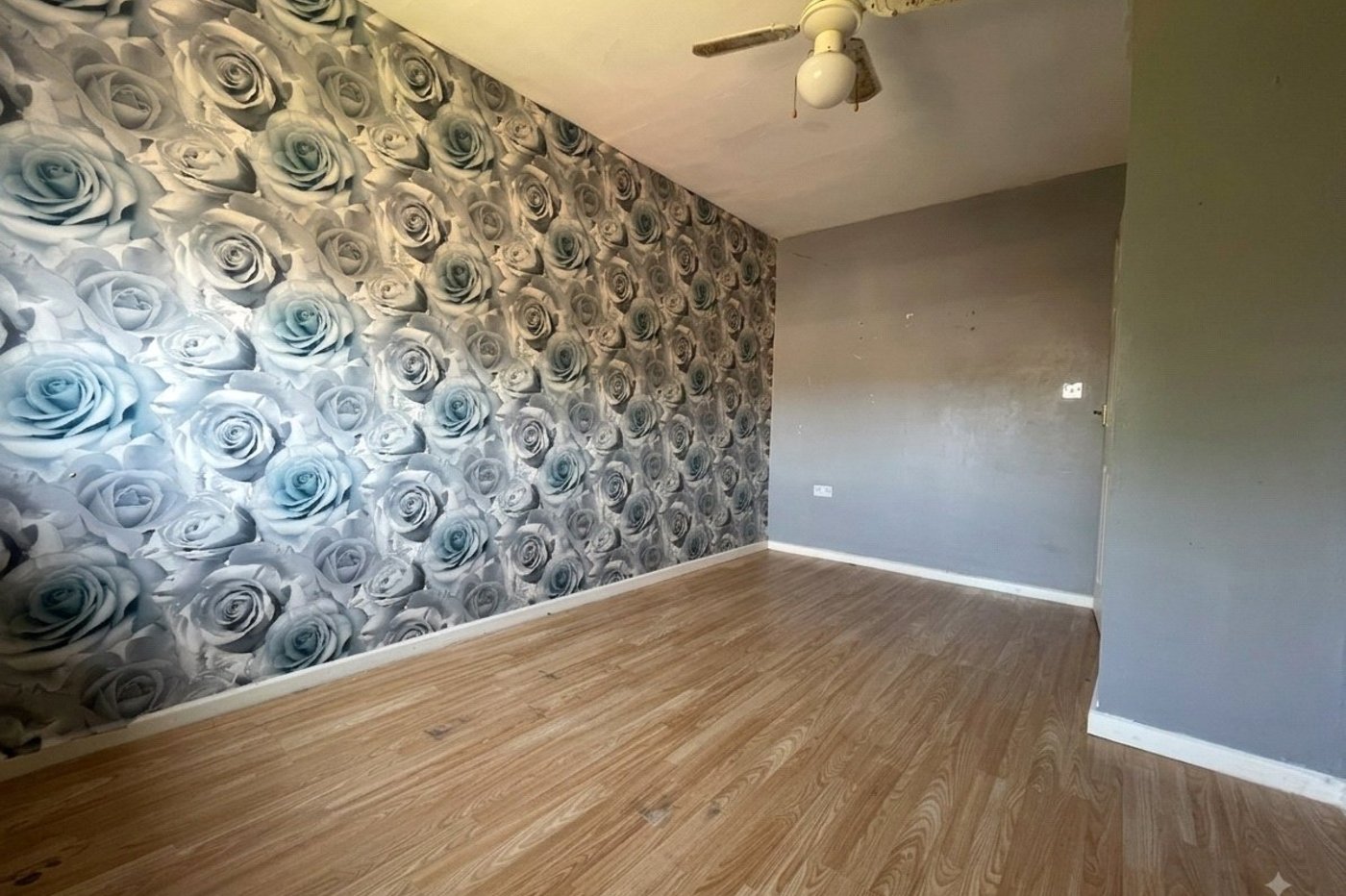 2 bedroom house for sale in Rochester | Robinson Michael & Jackson