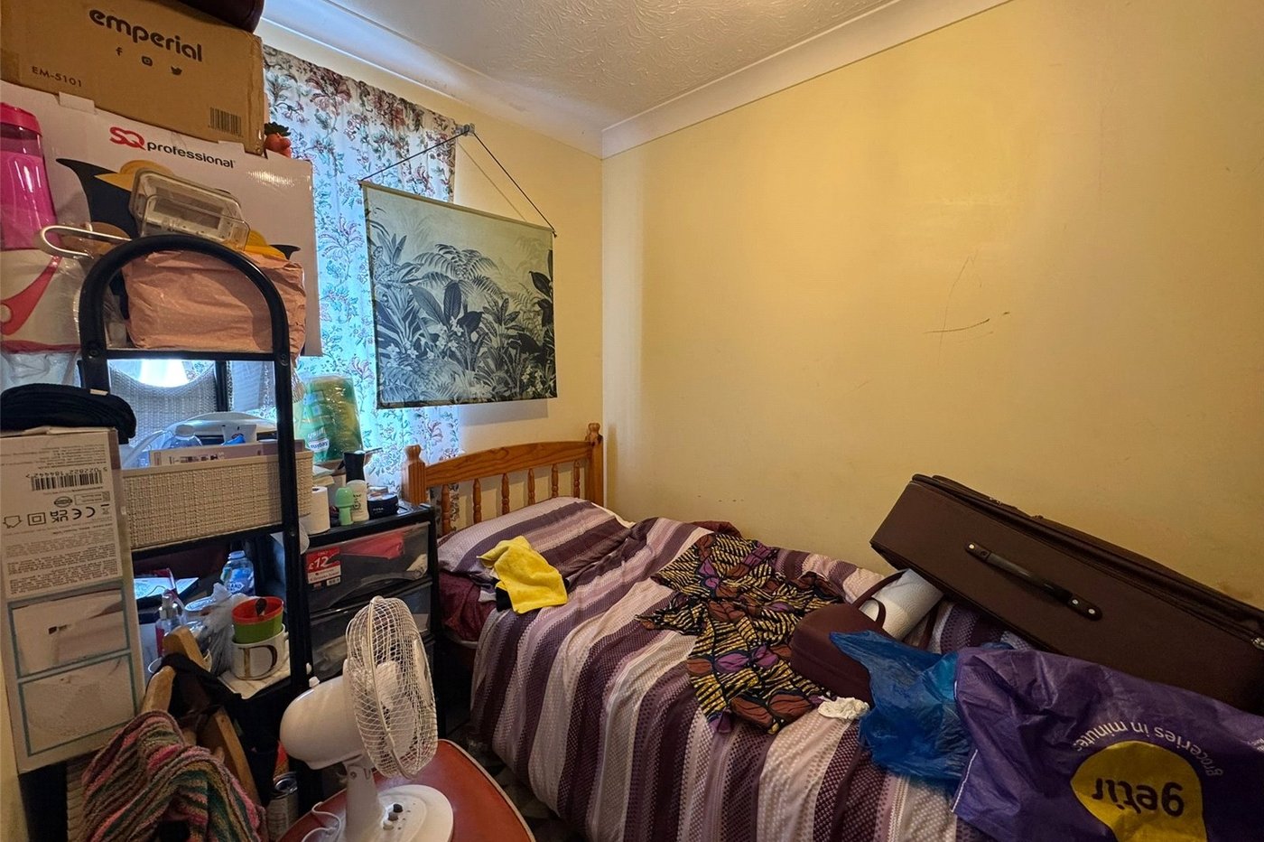 3 bedroom property for sale in Thamesmead | Robinson Jackson