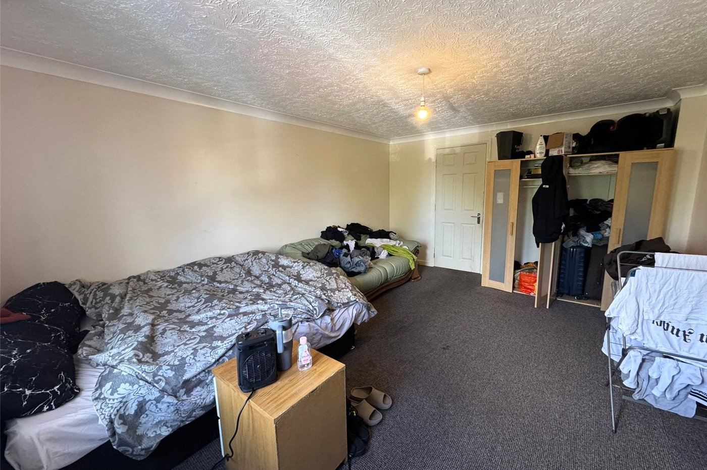 3 bedroom property for sale in Thamesmead | Robinson Jackson