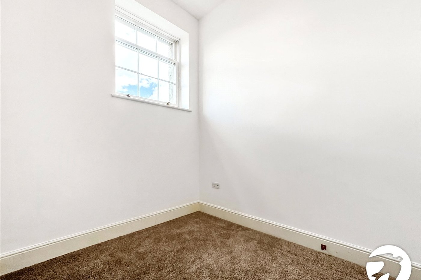 2 bedroom property for sale in Tarragon Road | Robinson Michael & Jackson