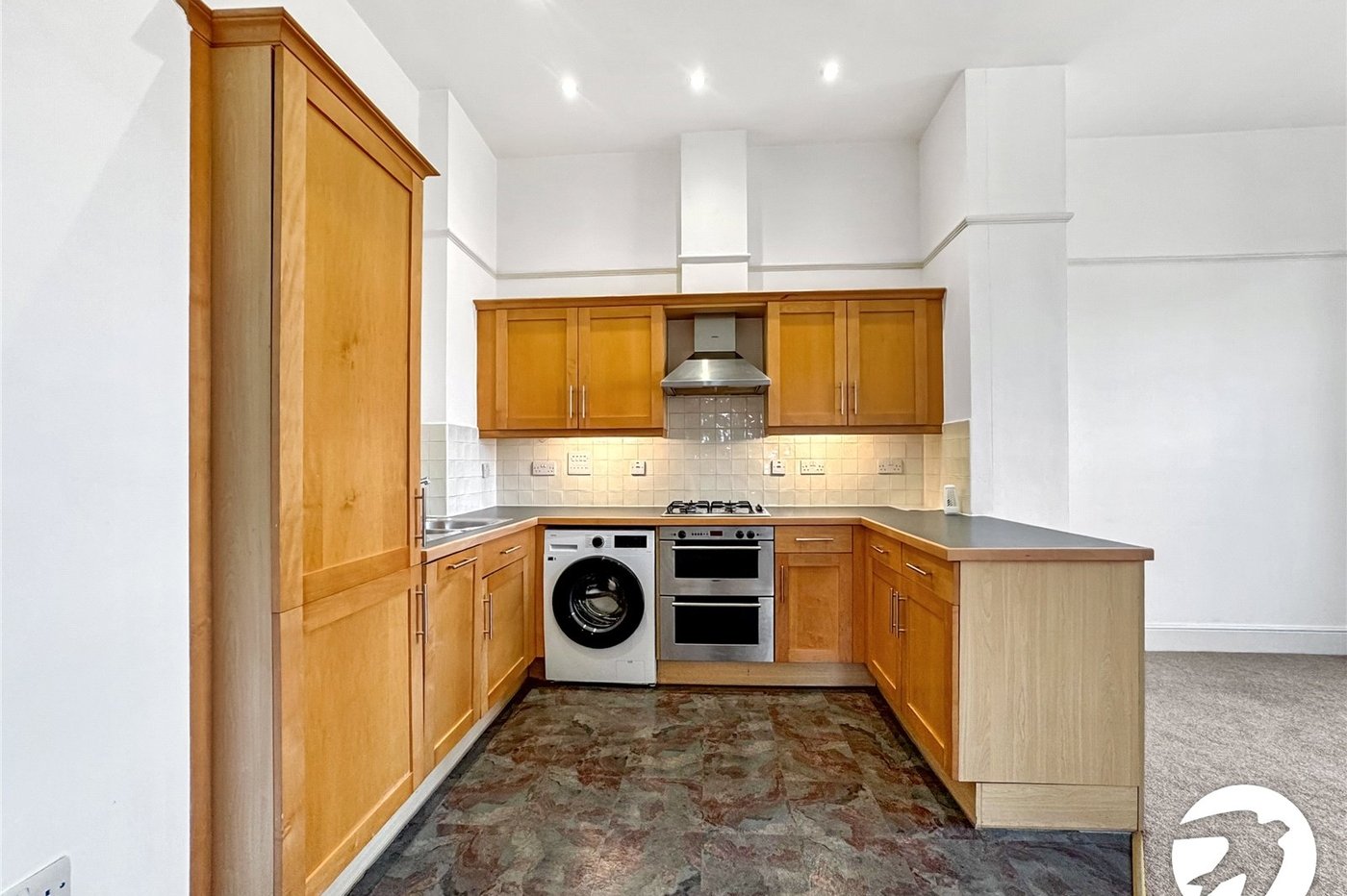 2 bedroom property for sale in Tarragon Road | Robinson Michael & Jackson