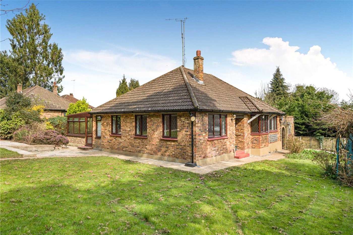 3 bedroom bungalow for sale in Orpington | Robinson Jackson