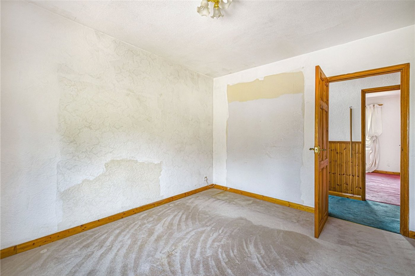 3 bedroom bungalow for sale in Orpington | Robinson Jackson