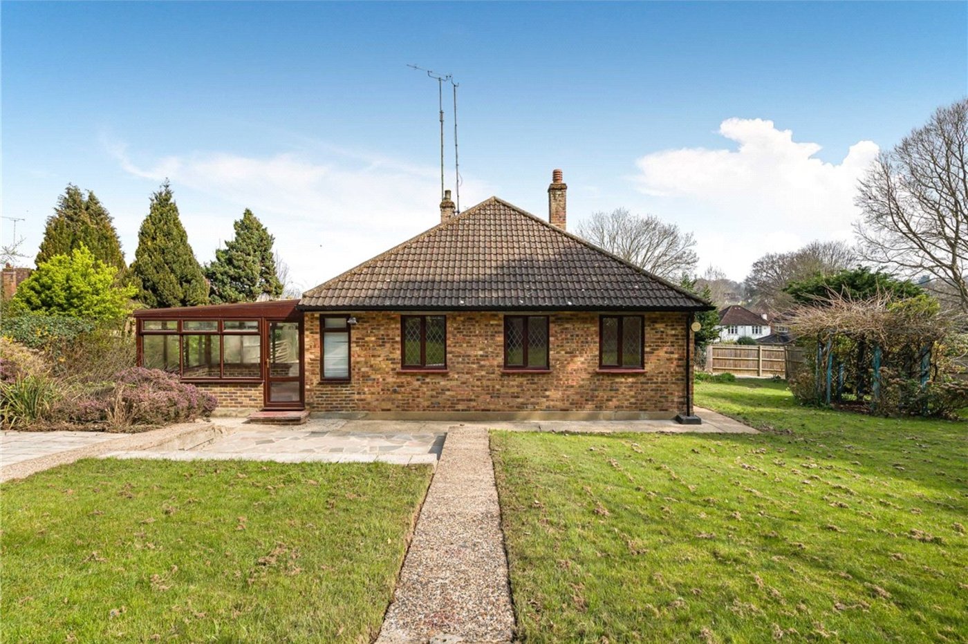 3 bedroom bungalow for sale in Orpington | Robinson Jackson
