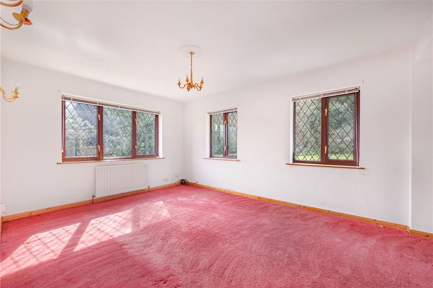 3 bedroom bungalow for sale in Orpington | Robinson Jackson