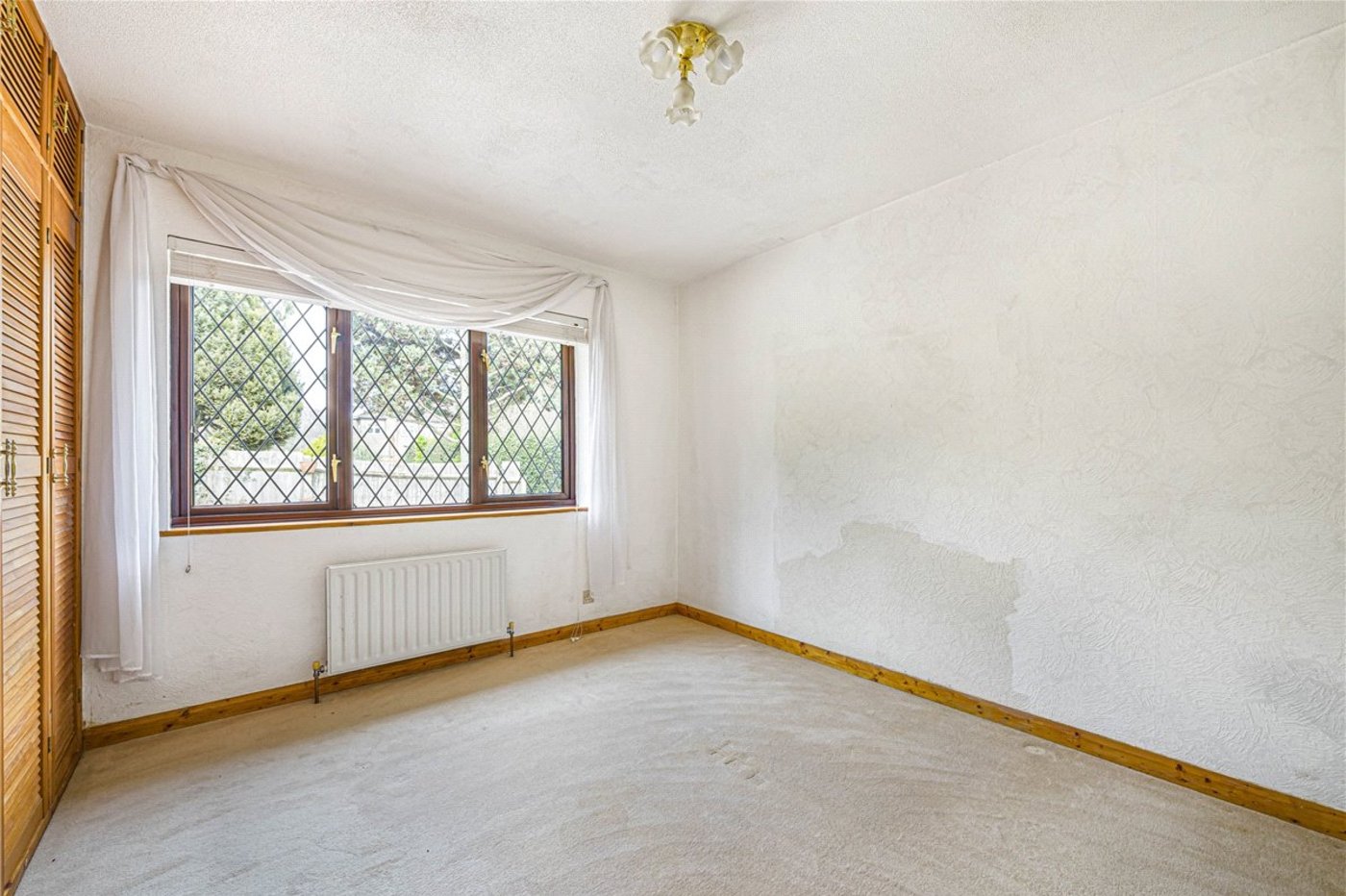 3 bedroom bungalow for sale in Orpington | Robinson Jackson