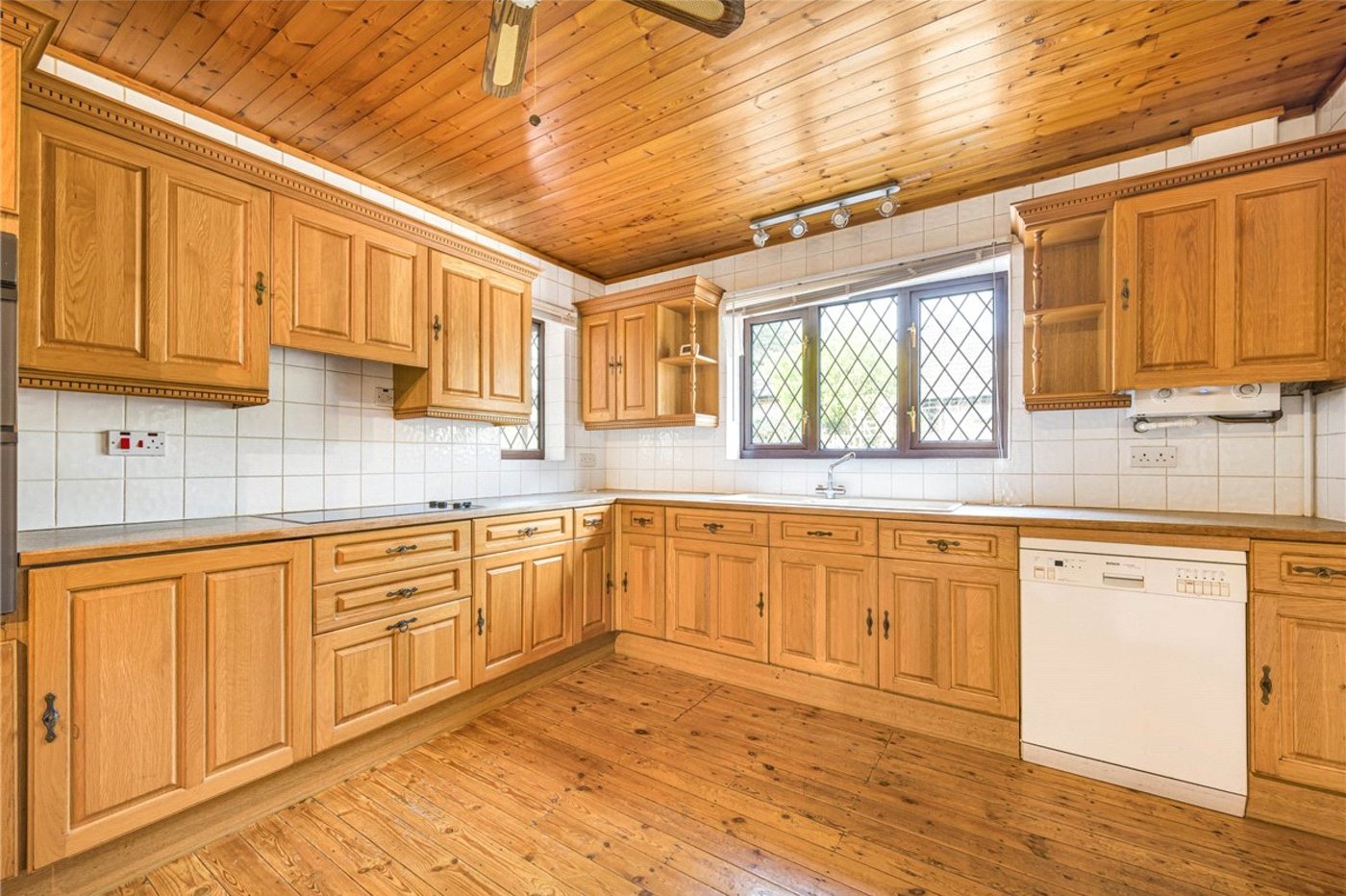 3 bedroom bungalow for sale in Orpington | Robinson Jackson