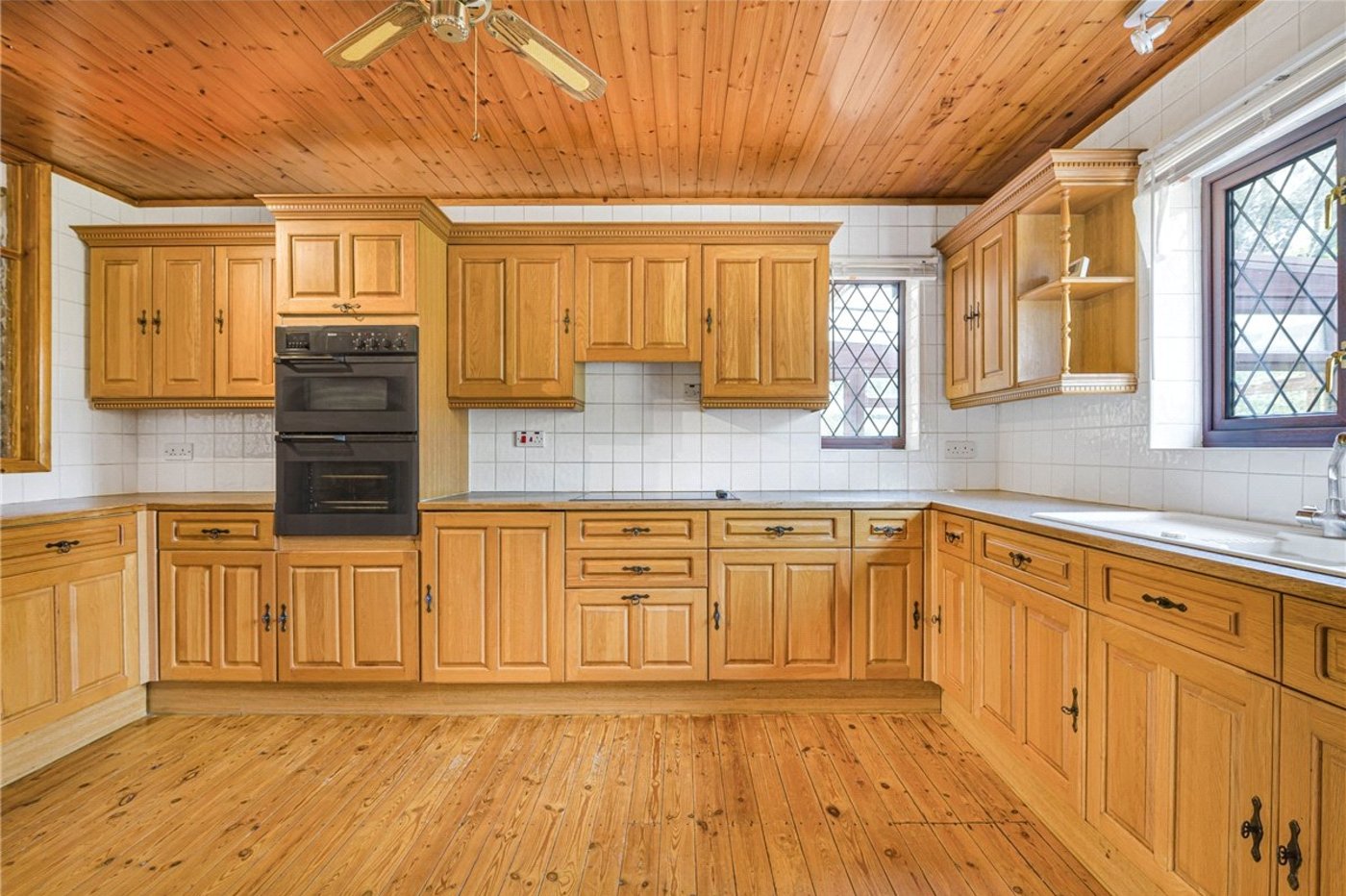 3 bedroom bungalow for sale in Orpington | Robinson Jackson