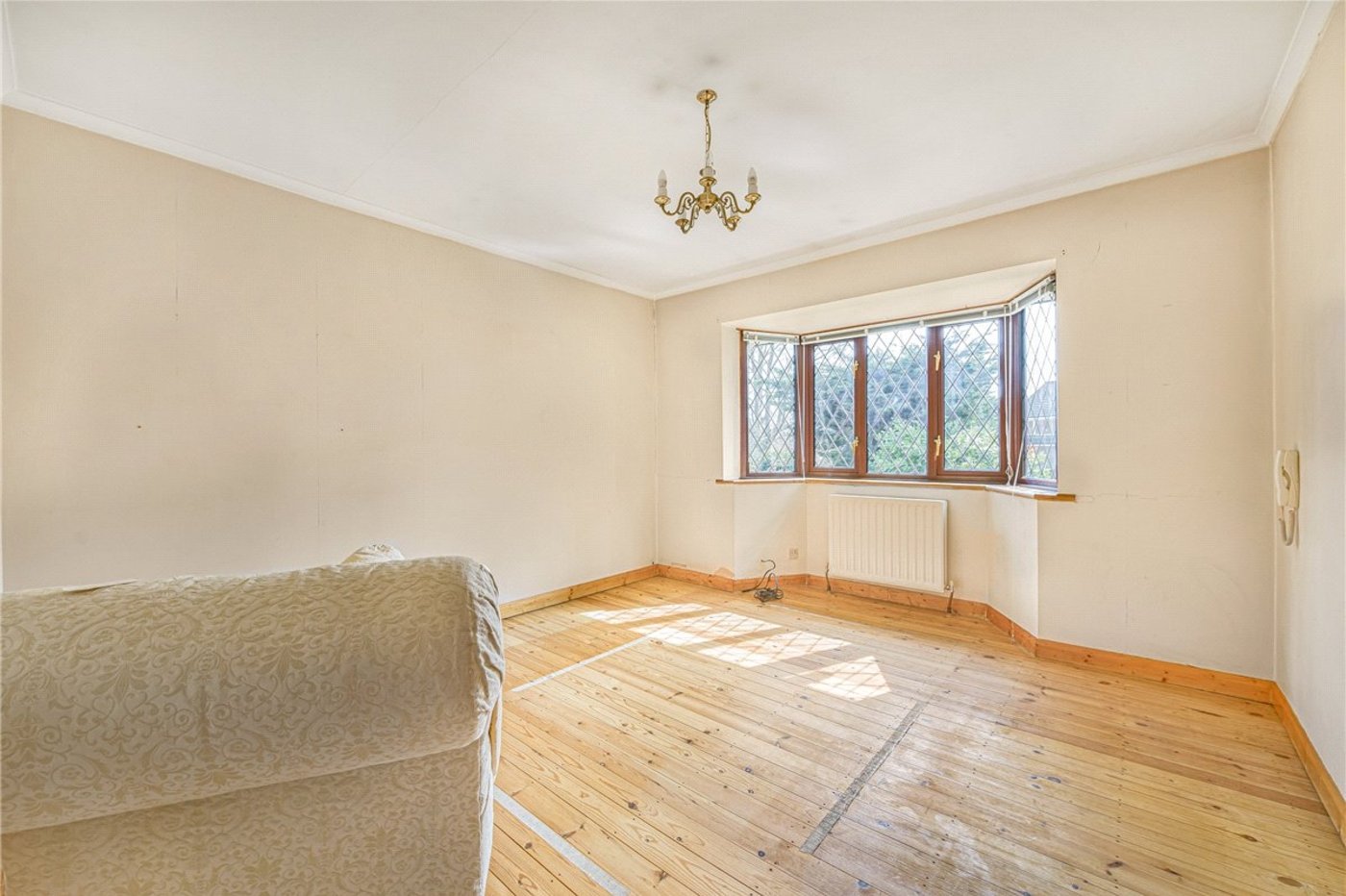 3 bedroom bungalow for sale in Orpington | Robinson Jackson