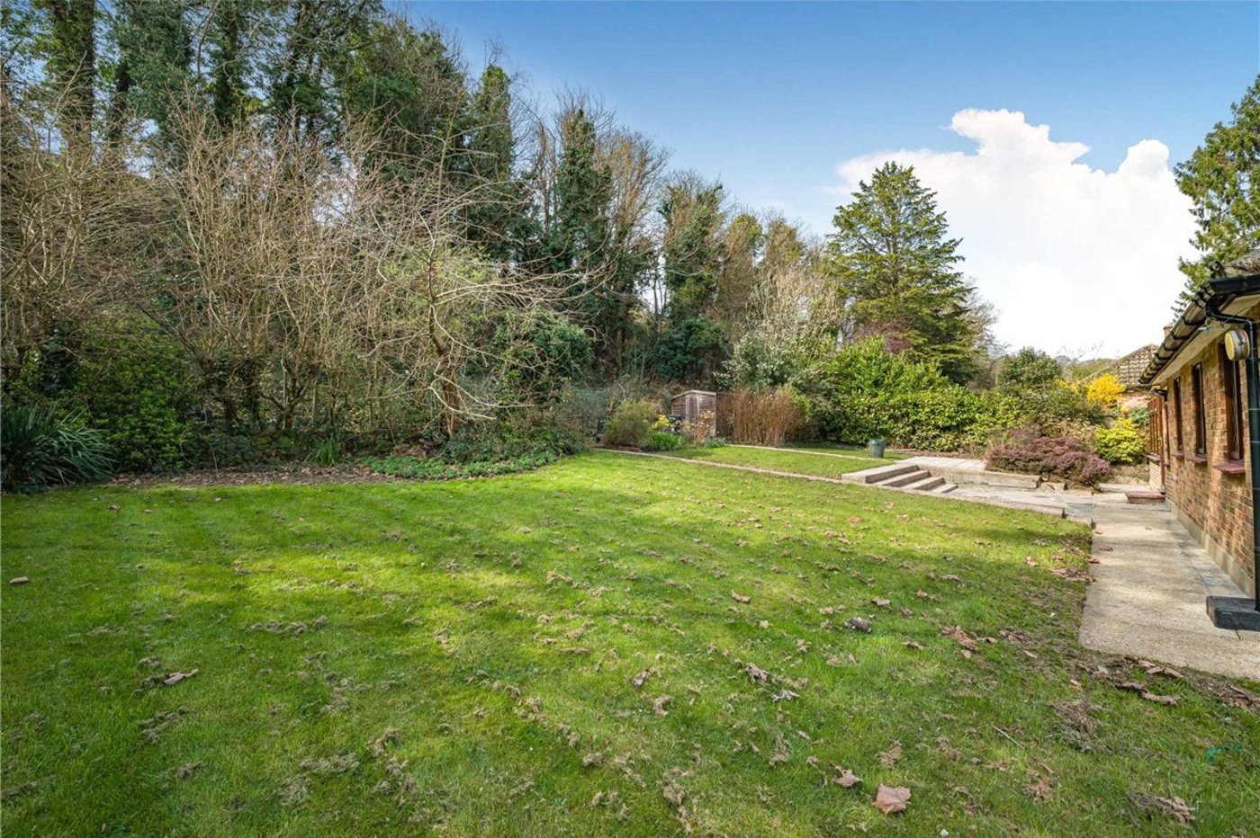3 bedroom bungalow for sale in Orpington | Robinson Jackson