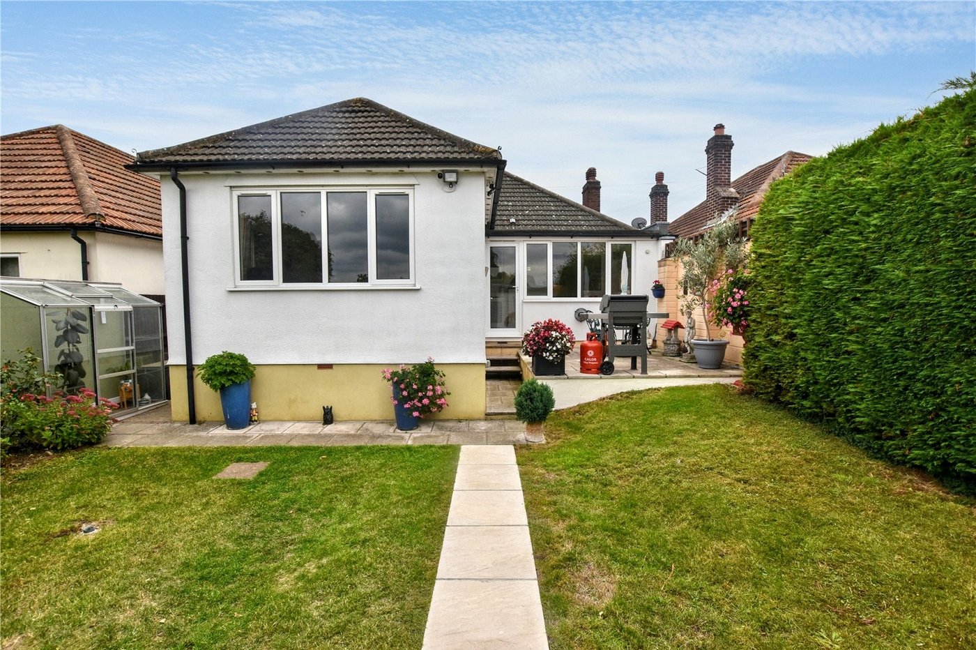 3 bedroom bungalow for sale in Bexleyheath | Robinson Jackson